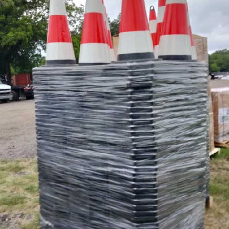 #98 • (250) Safety Traffic Cones