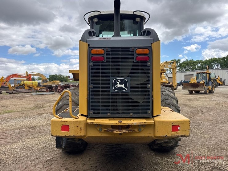 2004-deere-624j-image-16