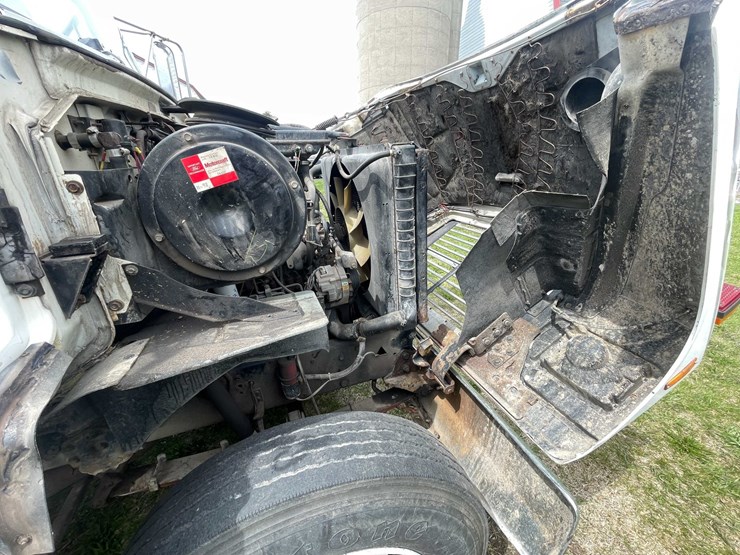 ford-l7000-image-68