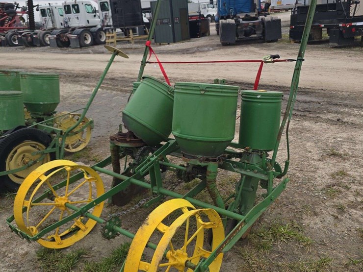 john-deere-2-image-4