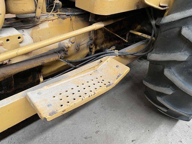 1958-ford-tractor-image-28