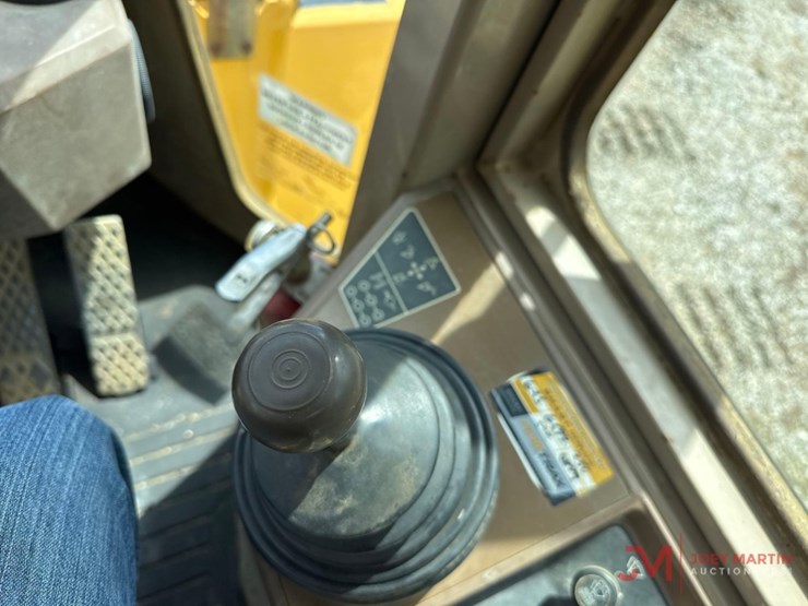 1996-deere-544g-image-25