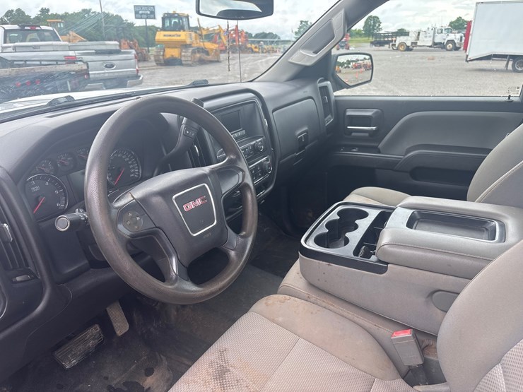 2017-gmc-sierra-1500-image-10