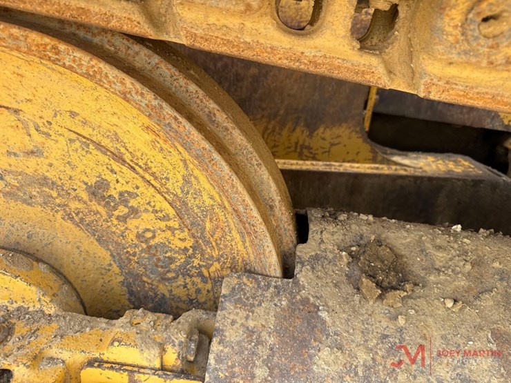 1998-caterpillar-d5c-xl-image-13
