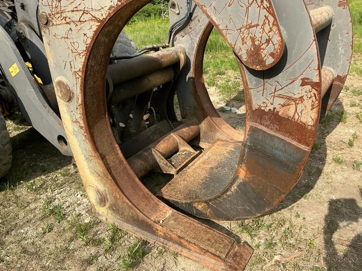 #119-•-volvo-log-grapple-forks-image-6