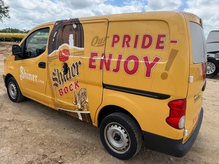 2017-chevrolet-city-express-image-11