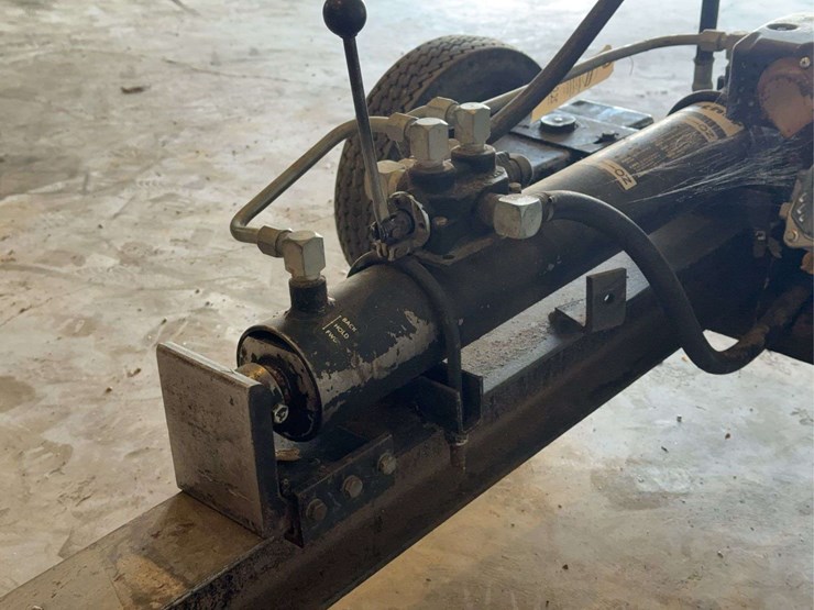 hydraulic-log-splitter-with-briggs-&-stratton-cr950-engine-image-5