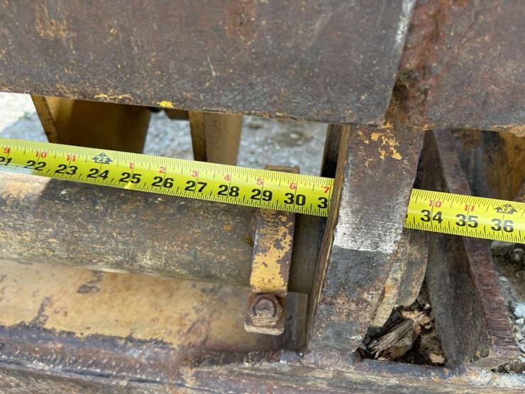 caterpillar-928gz-image-25