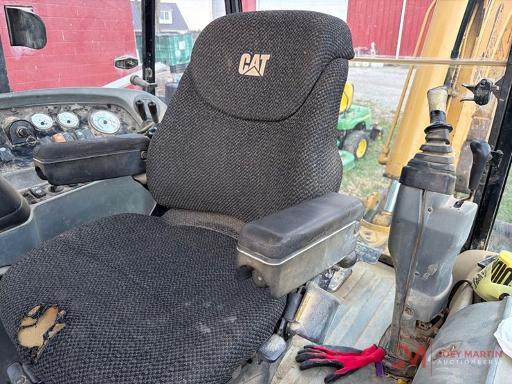 2001-caterpillar-420d-it-image-19