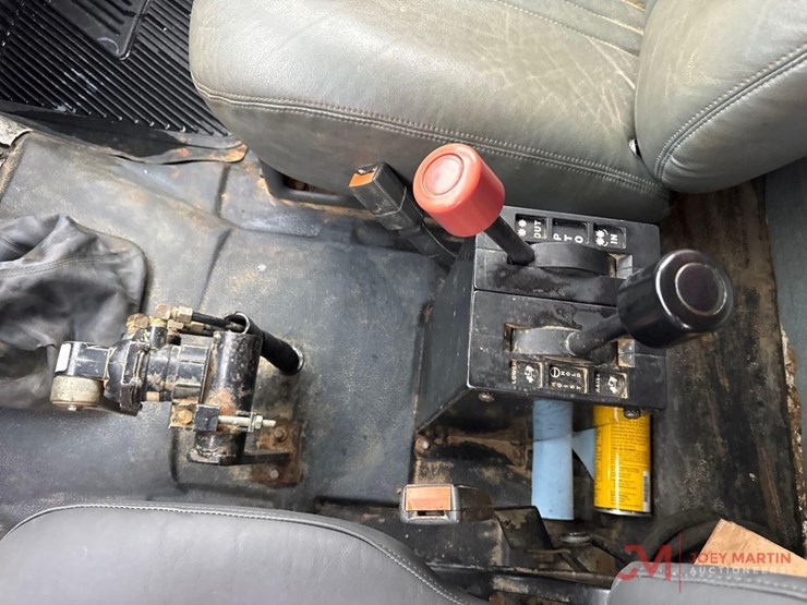 2000-caterpillar-3126-image-25