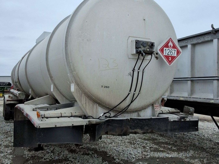 1986-trailmaster-tanker-image-12