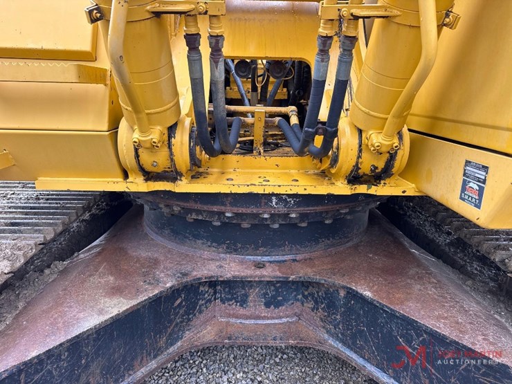 1999-deere-330-lc-image-37