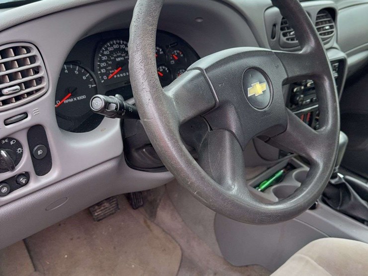 2006-chevrolet-blazer-image-14