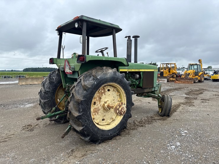 john-deere-4430-image-4