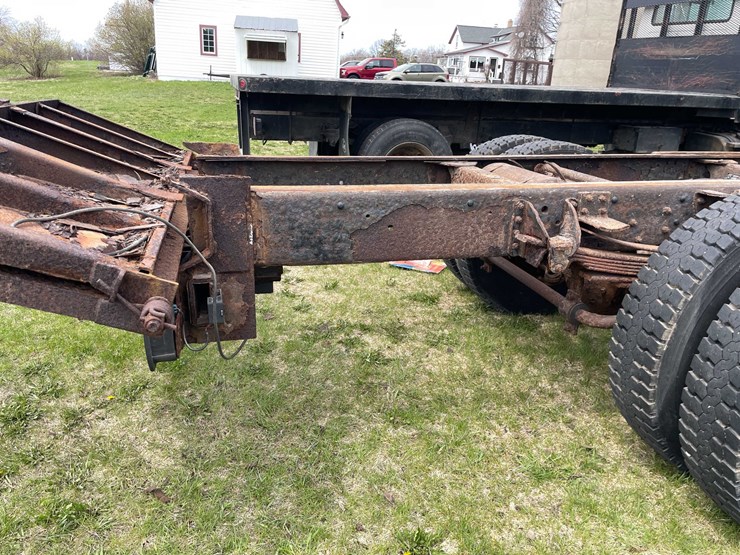 #4157-•-2000-gmc-c7500-(has-wi,-title)-image-22