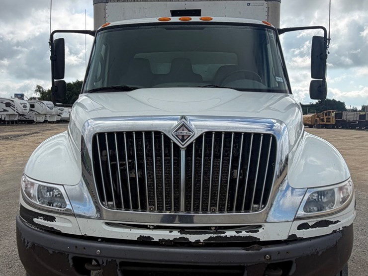 2008-international-durastar-4400-image-2