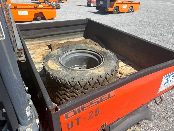 2015-kubota-rtv-x900-image-7