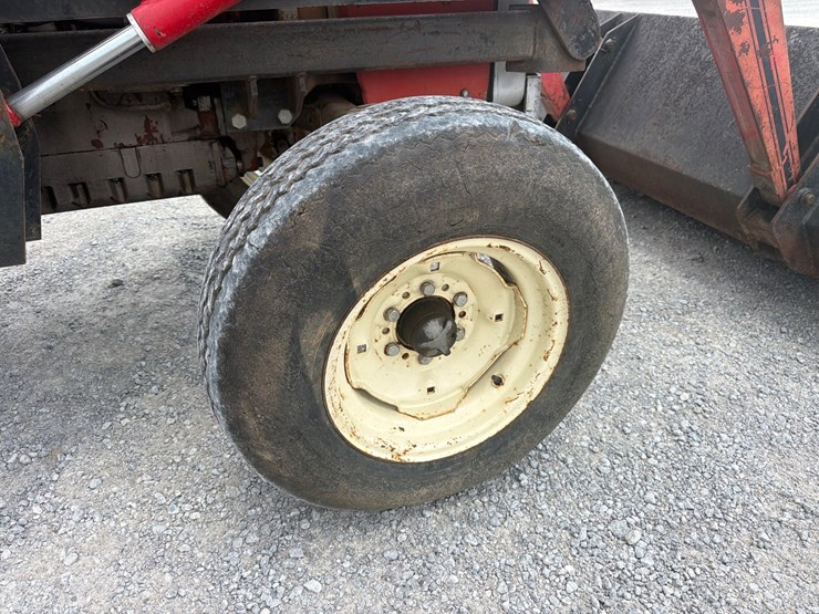massey-ferguson-255-image-11