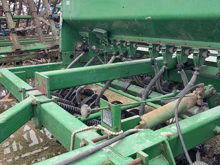 john-deere-750-image-18