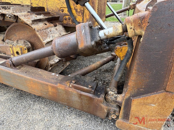caterpillar-d7g-image-27