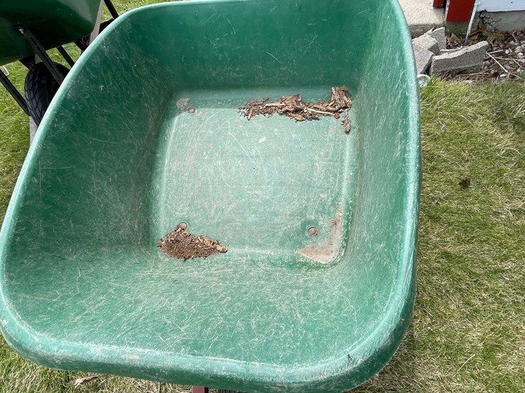 #4182-•-wheelbarrow-image-4