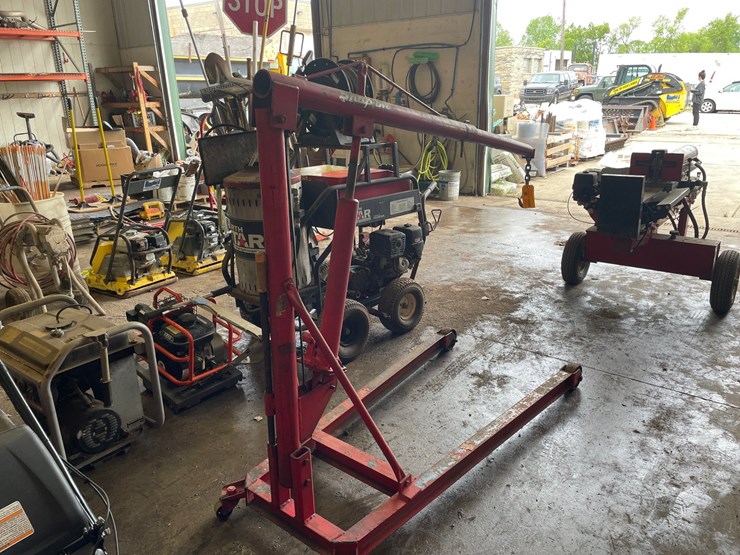 #7325-•-snap-on-ya702a-engine-hoist-image-3