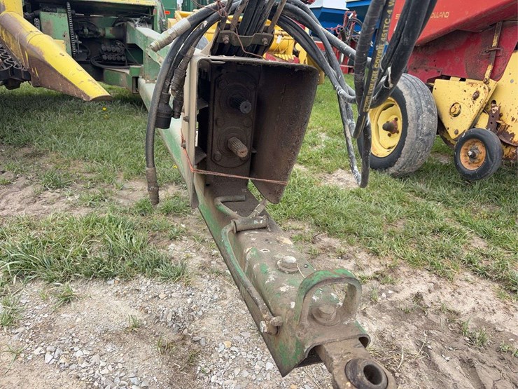 john-deere-3960-image-3