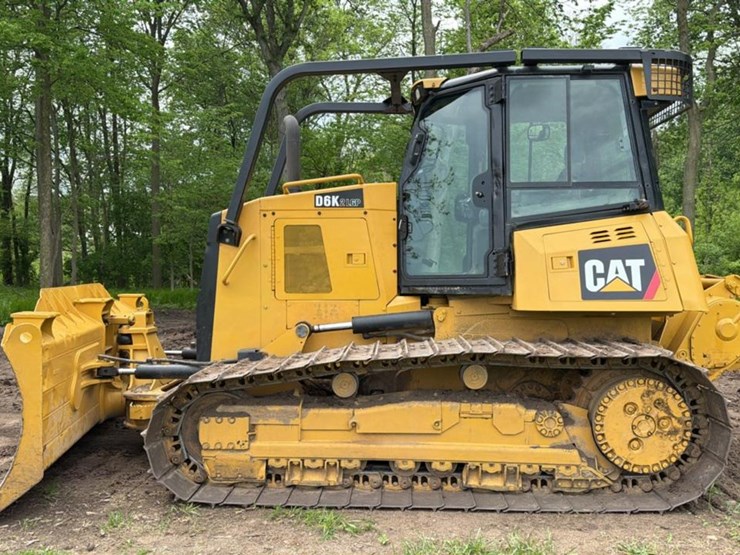 2018-caterpillar-d6k-image-2