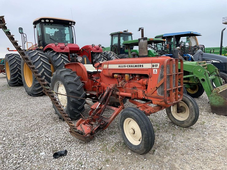 1960-allis-chalmers-d17-image-1