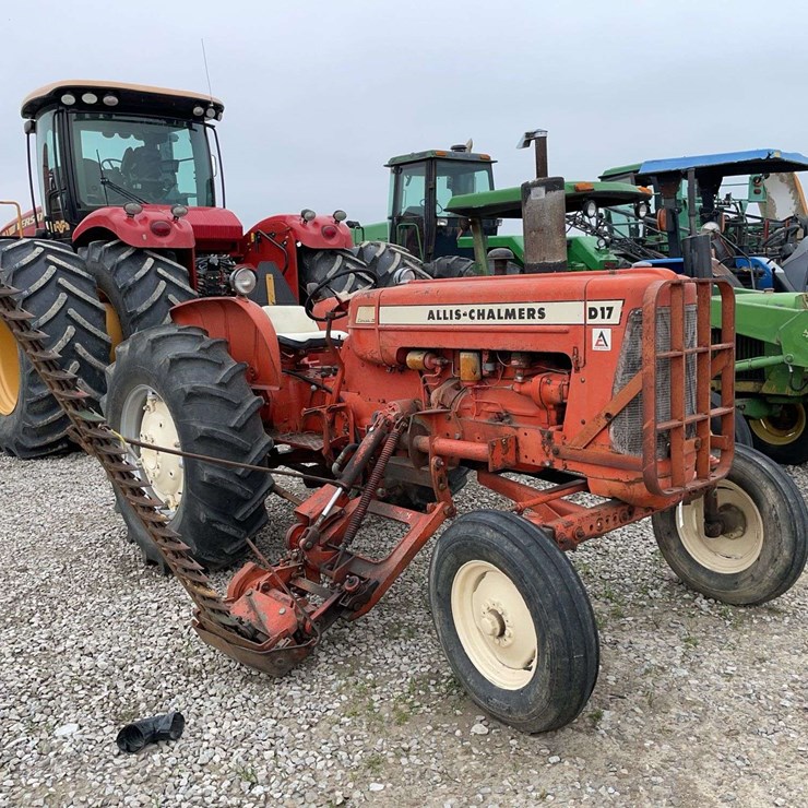 1960 ALLIS-CHALMERS D17
