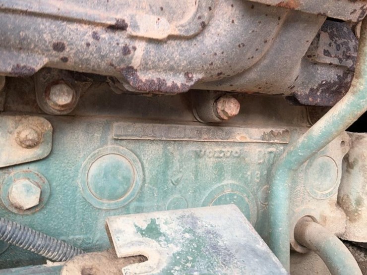 1995-volvo-l120-image-10