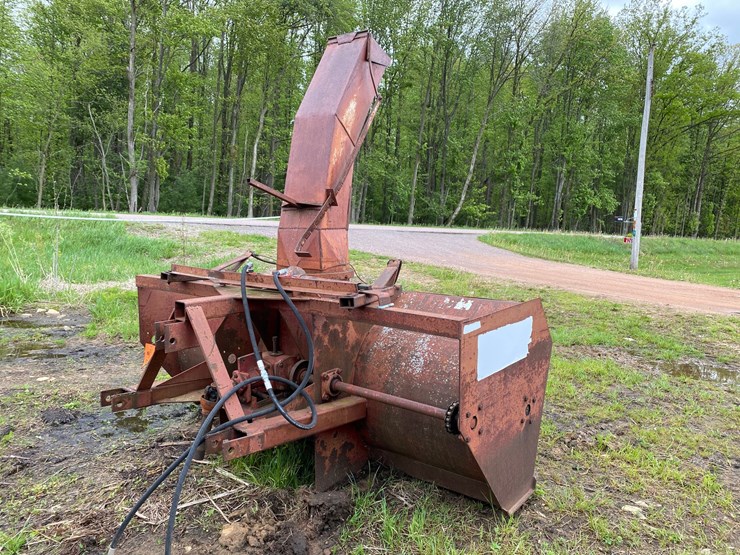 #3513-•-3-point-snow-blower-image-1
