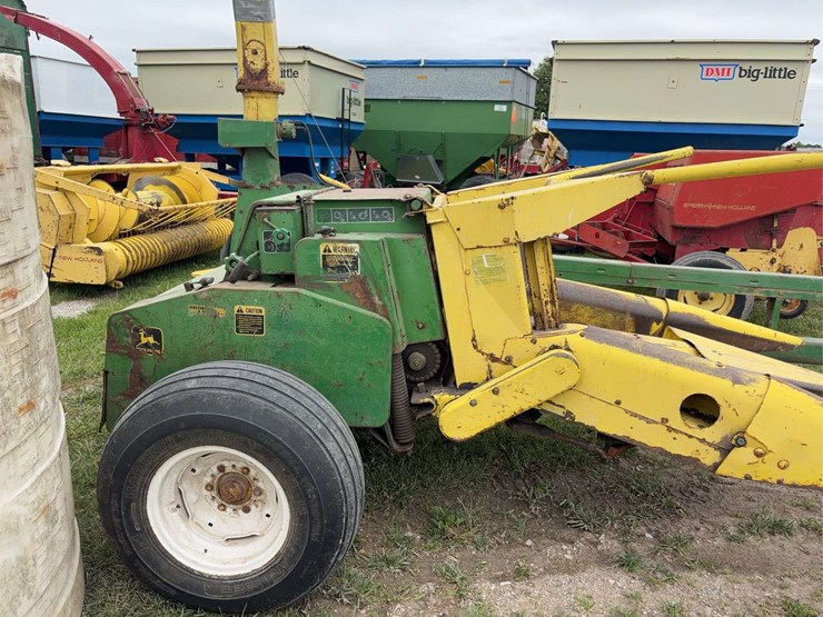john-deere-3960-image-9