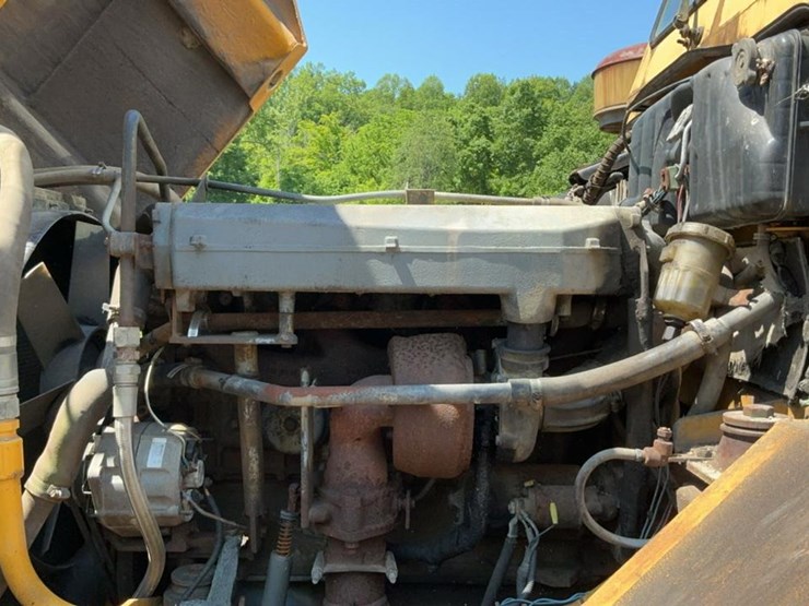 #131-•-bell-off-road-dump-truck-image-33