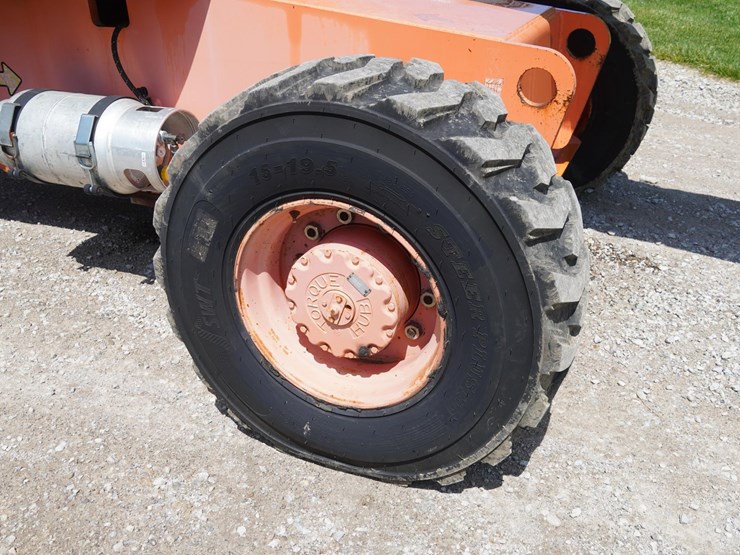 2000-jlg-600sj-image-25