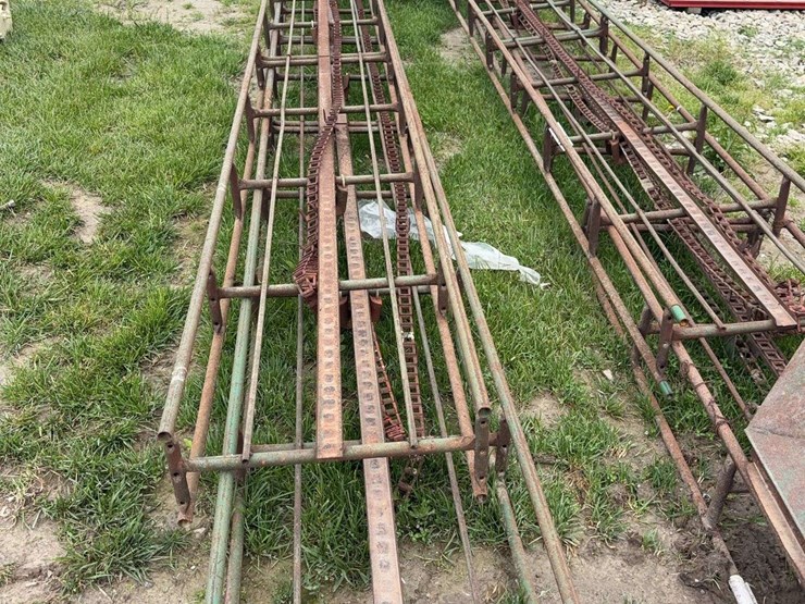 hay-elevator-with-chain-and-electric-motor,-approx.-70ft,-in-working-order-when-took-down-image-2