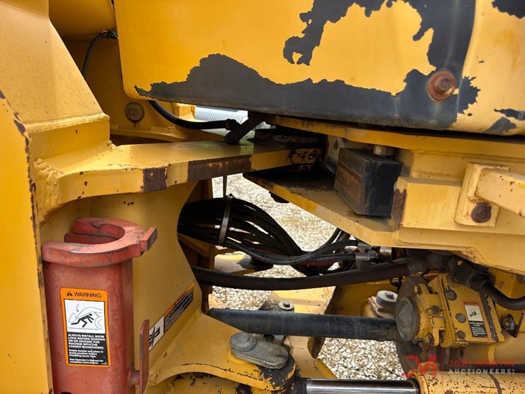 1996-deere-544g-image-14