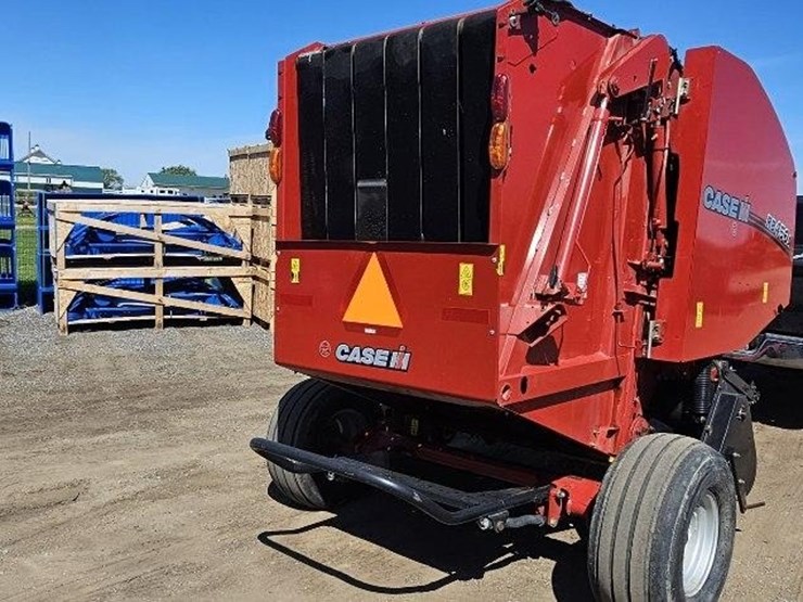 2023-case-ih-rb456a-image-3