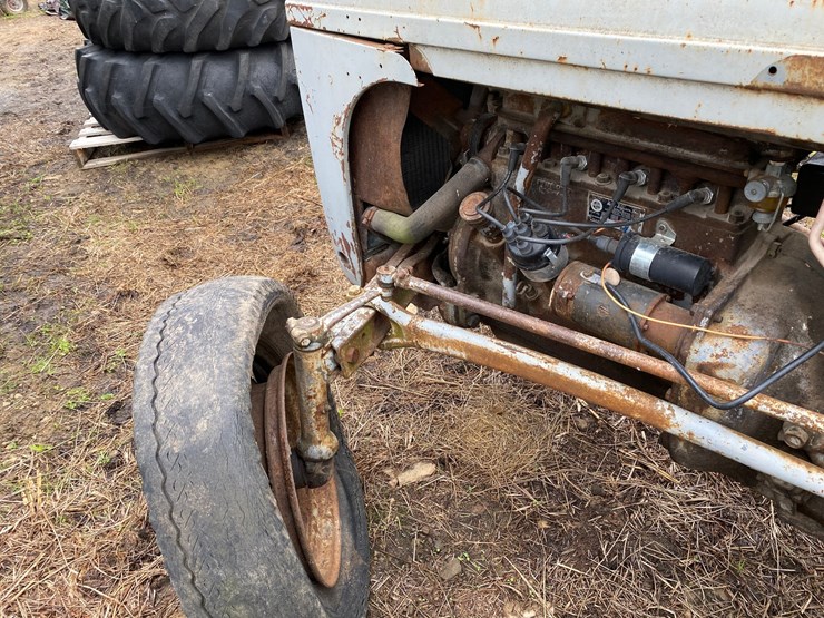 #3503-•-ferguson-wide-front-tractor-image-8