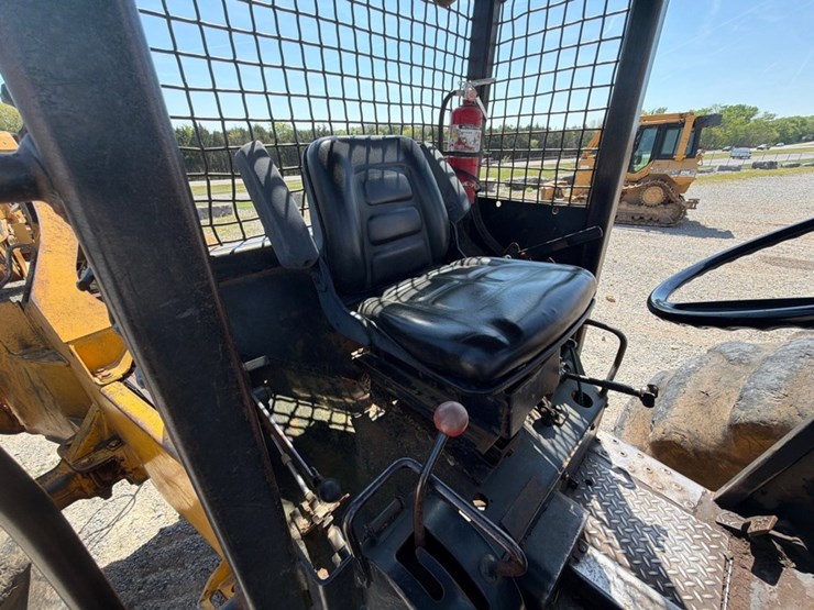 john-deere-640d-image-8