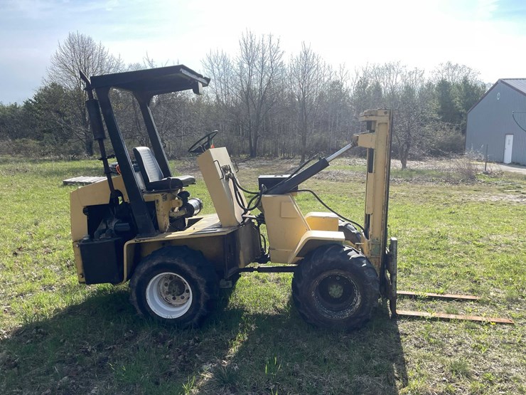 #5498-•-1978-swinger-forklift-image-4