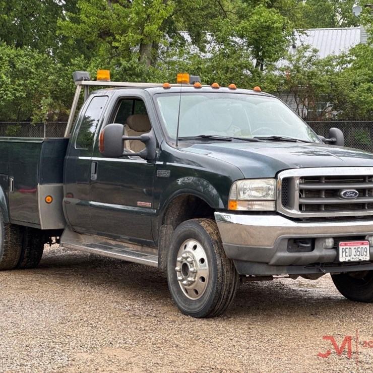 2003 FORD F450 LARIAT