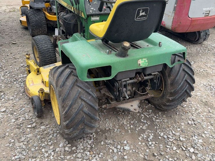 john-deere-420-image-3