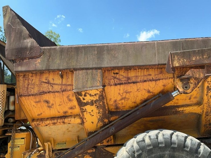 #131-•-bell-off-road-dump-truck-image-56