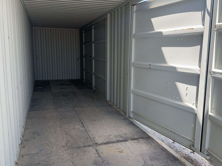 new-1-time-used-40ft-shipping-container,-2-large-side-doors-image-5
