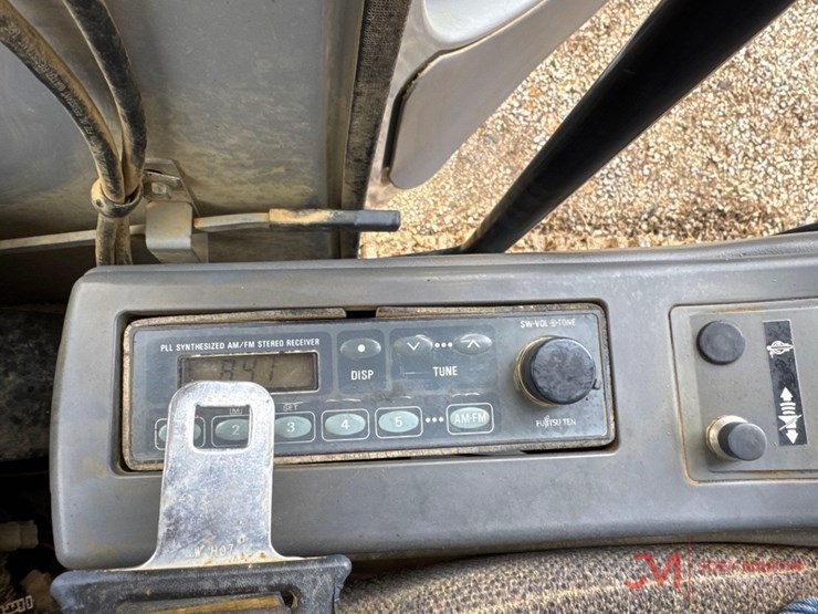 1999-deere-330-lc-image-31