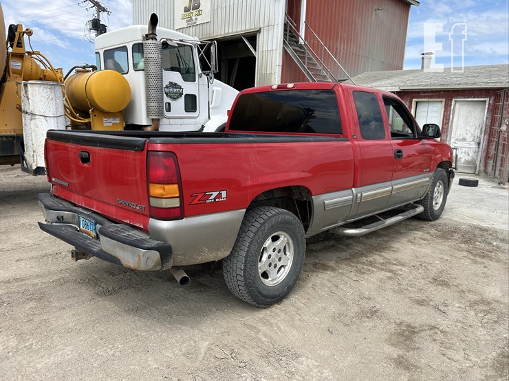 2001-chevrolet-silverado-1500-image-5