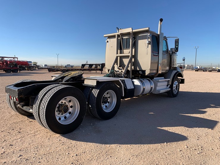 2012-western-star-4900-image-9