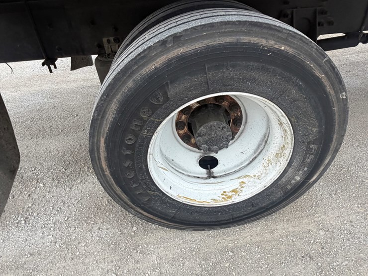 2008-international-durastar-4400-image-14