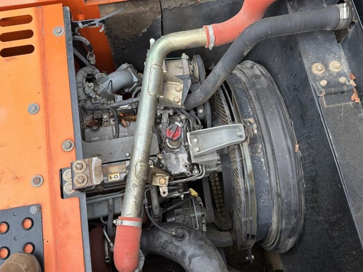 2012-hitachi-zx160-image-38